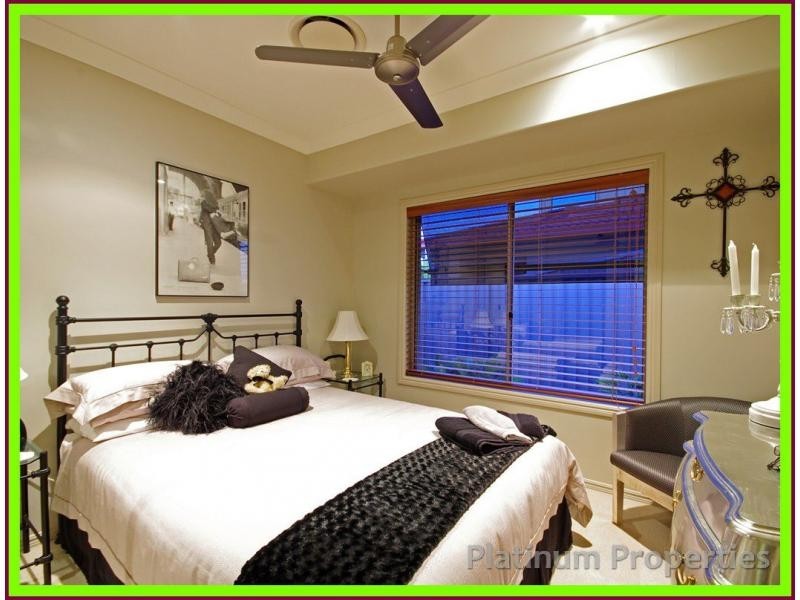 Coombabah QLD 4216