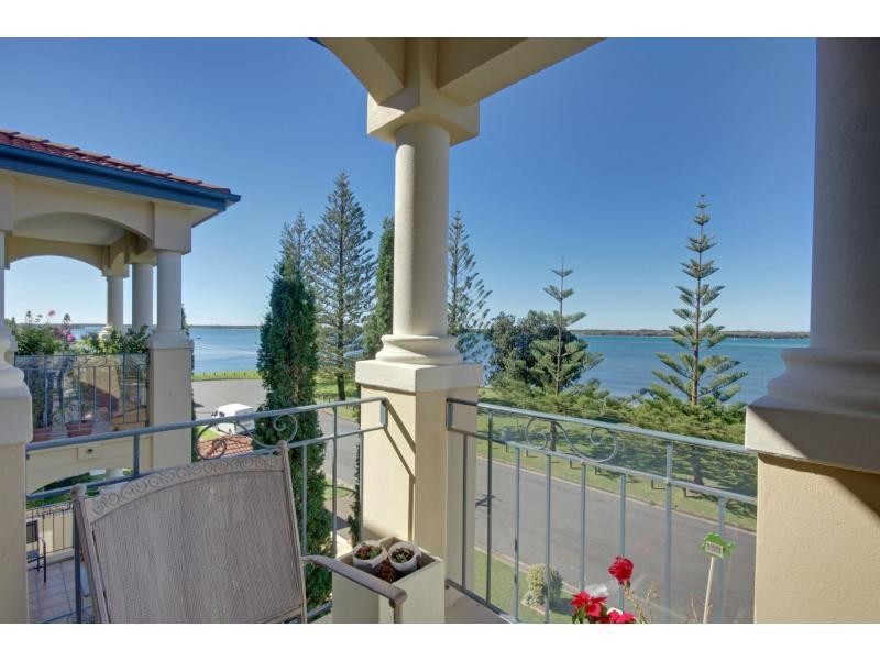 Runaway Bay QLD 4216