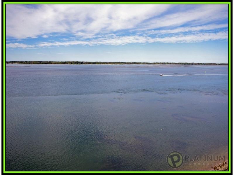 Paradise Point QLD 4216