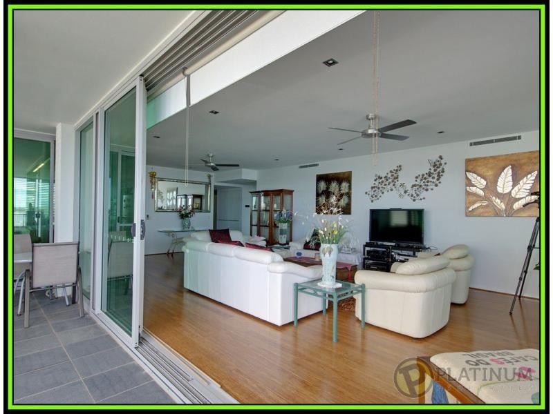 Paradise Point QLD 4216