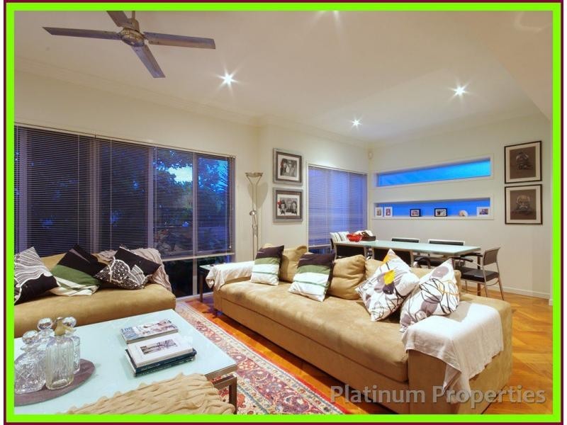 Labrador QLD 4215