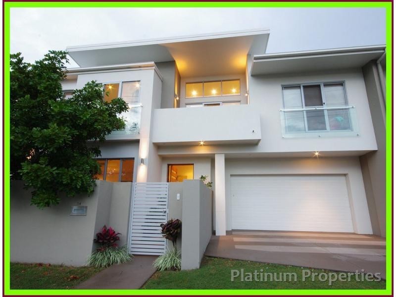 Labrador QLD 4215