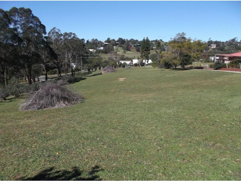 Beechmont QLD 4211