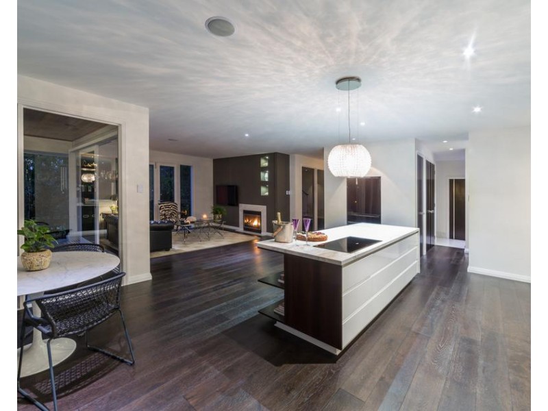 32 Riverbreeze Crescent, Maudsland QLD 4210