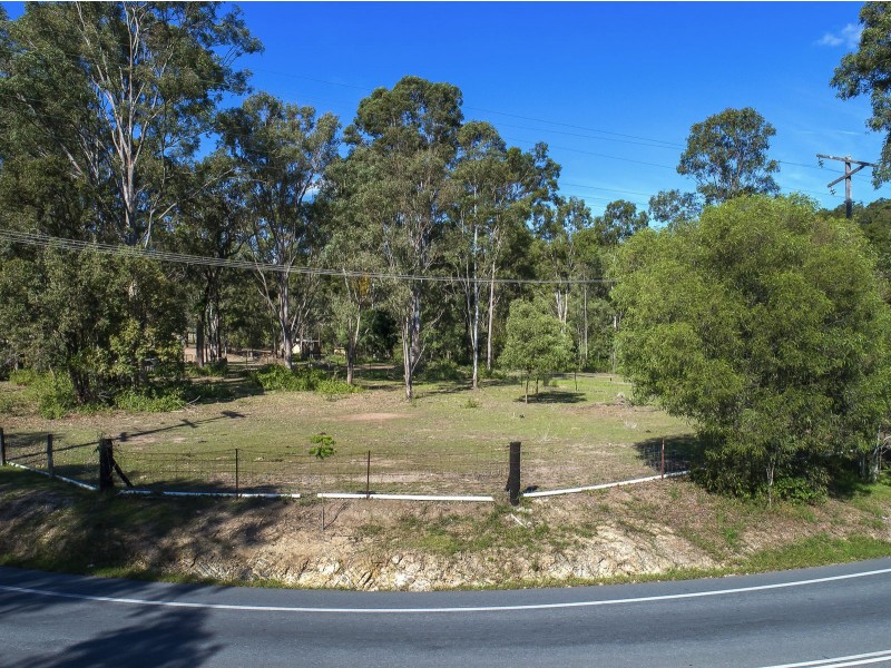 563 Stanmore Rd, Luscombe QLD 4207