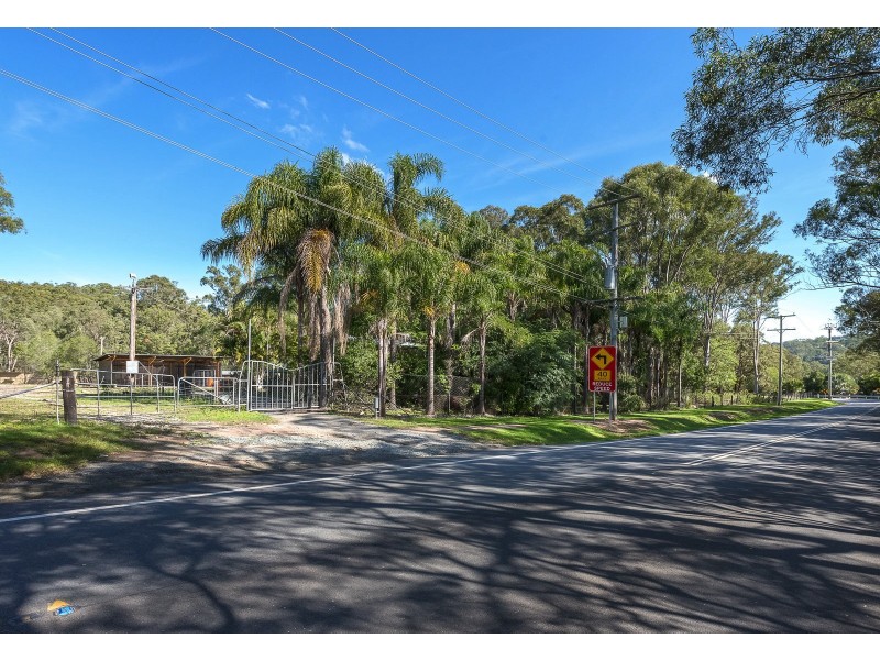 563 Stanmore Rd, Luscombe QLD 4207