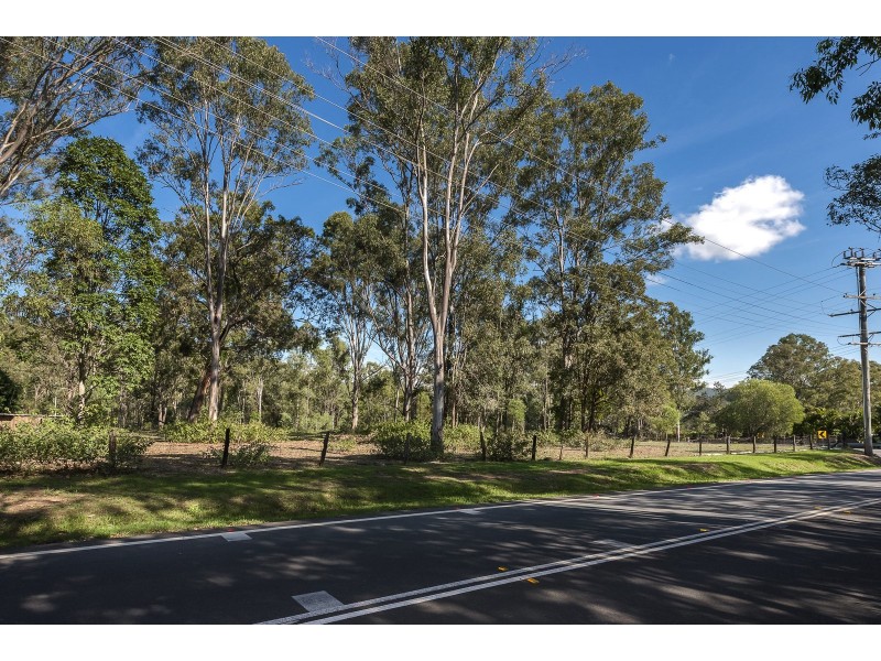 563 Stanmore Rd, Luscombe QLD 4207