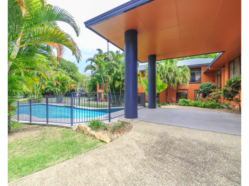 8-16 Riverbend Avenue, Carrara QLD 4211