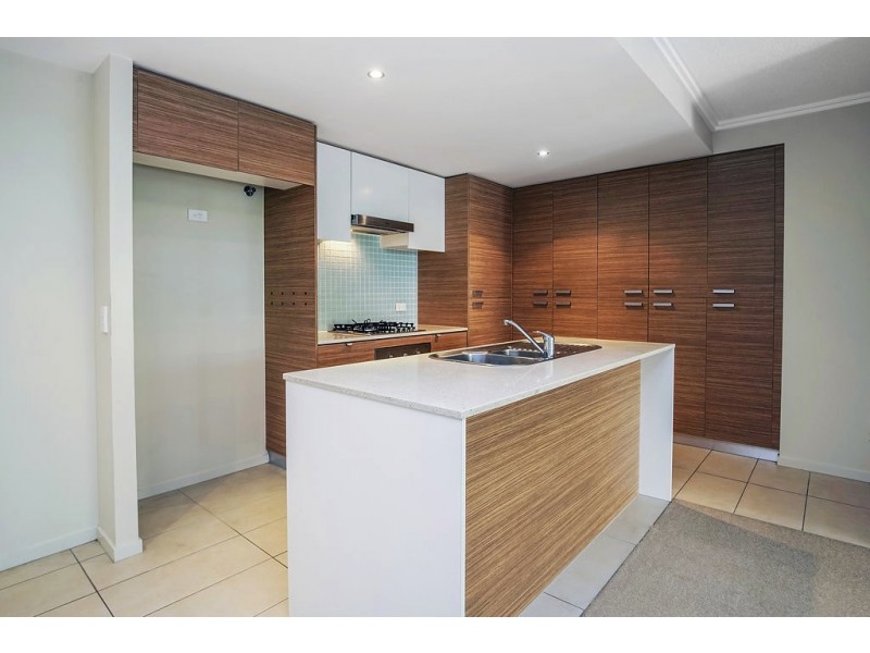 6/154 Musgrave Ave, Southport QLD 4215