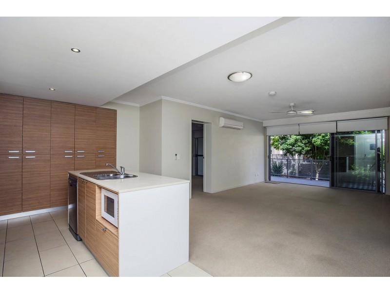 6/154 Musgrave Ave, Southport QLD 4215