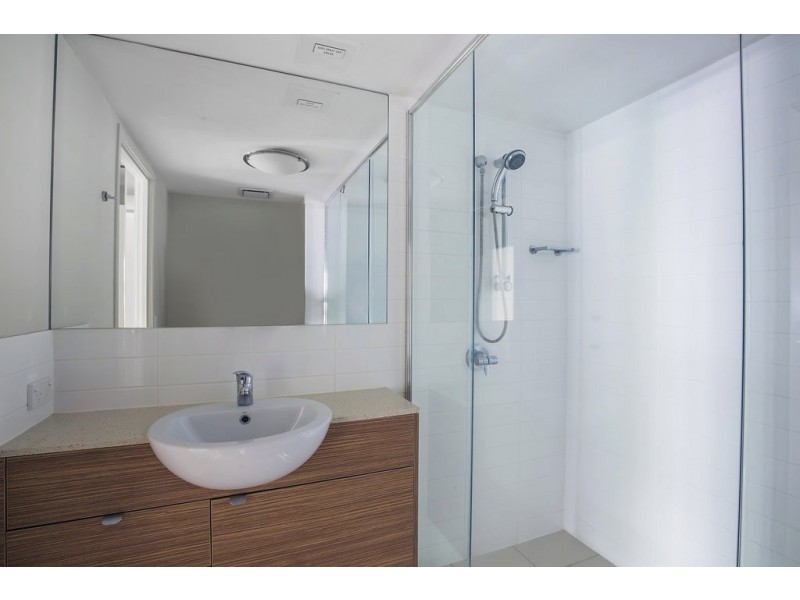 6/154 Musgrave Ave, Southport QLD 4215