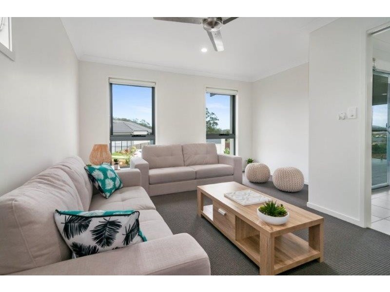 1/4 Mangano Ct, Yarrabilba QLD 4207