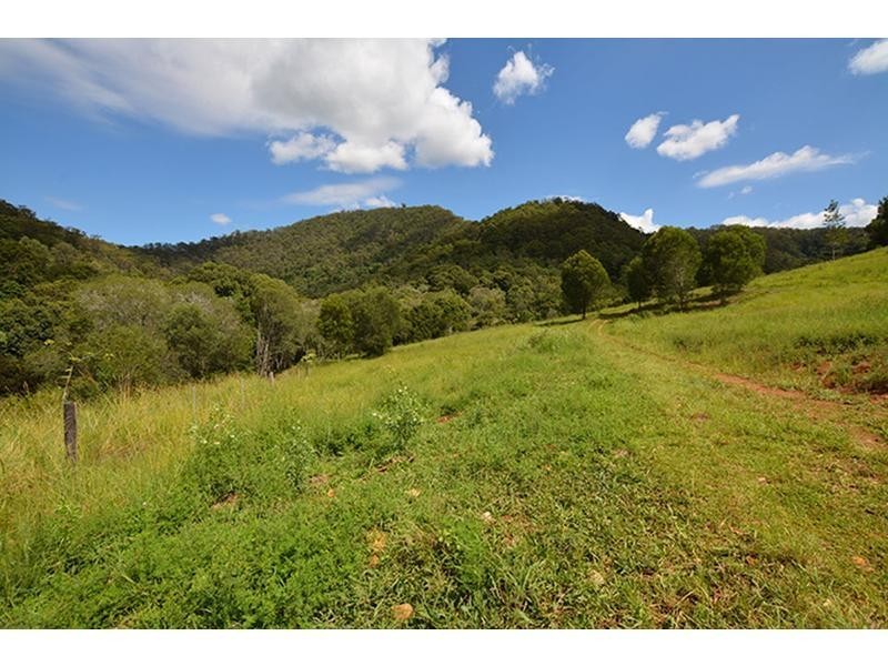 Wongawallan QLD 4210