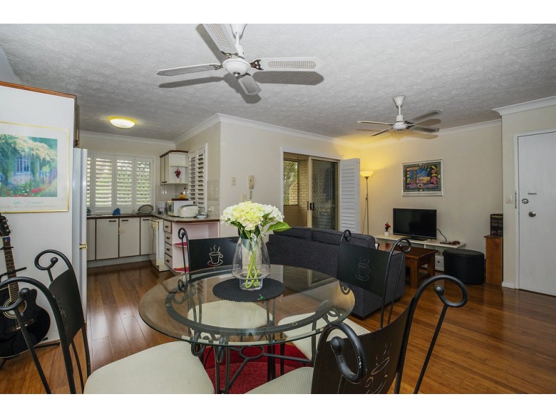 2/88 Indooroopilly Road, Taringa QLD 4068