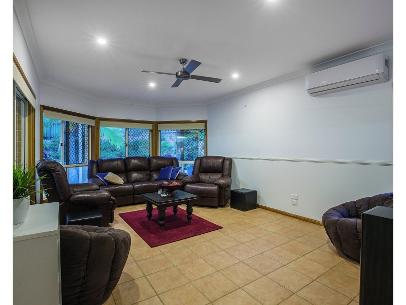 41-43 Trentbridge Court, Mount Nathan QLD 4211
