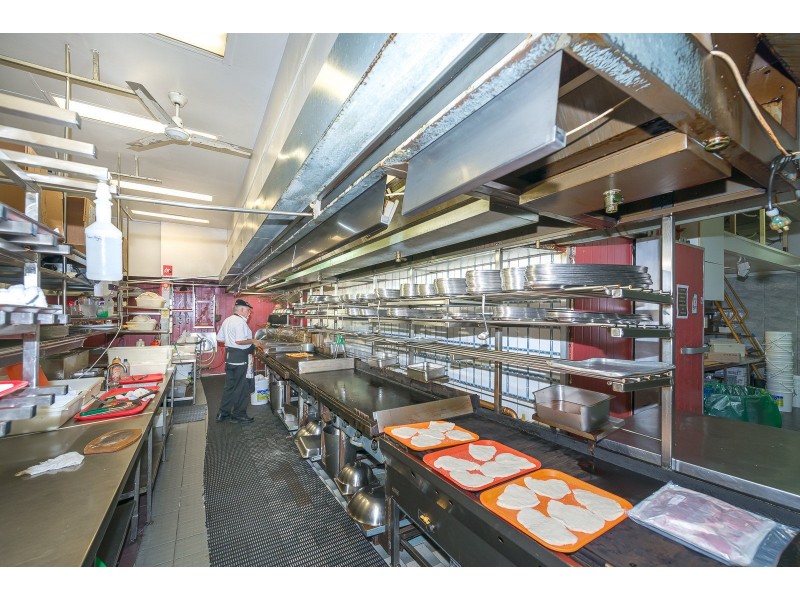 528 Ashmore Road, Ashmore QLD 4214