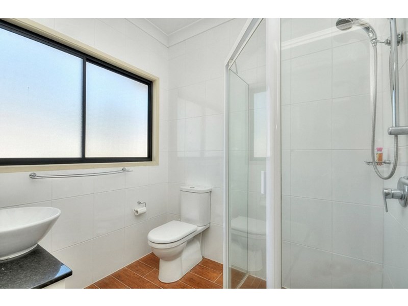 3/33 Harley Street, Labrador QLD 4215