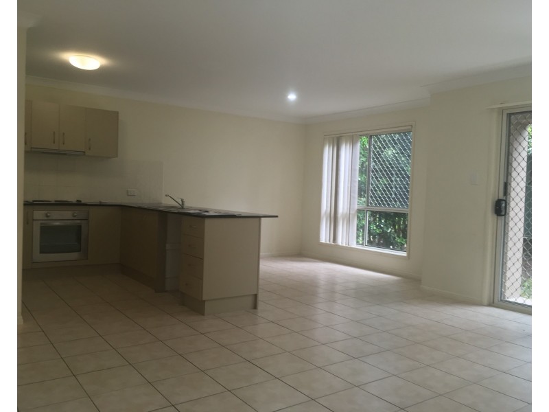 6/1 Carnarvon Court, Oxenford QLD 4210