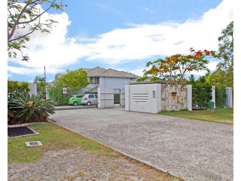 6/1 Carnarvon Court, Oxenford QLD 4210