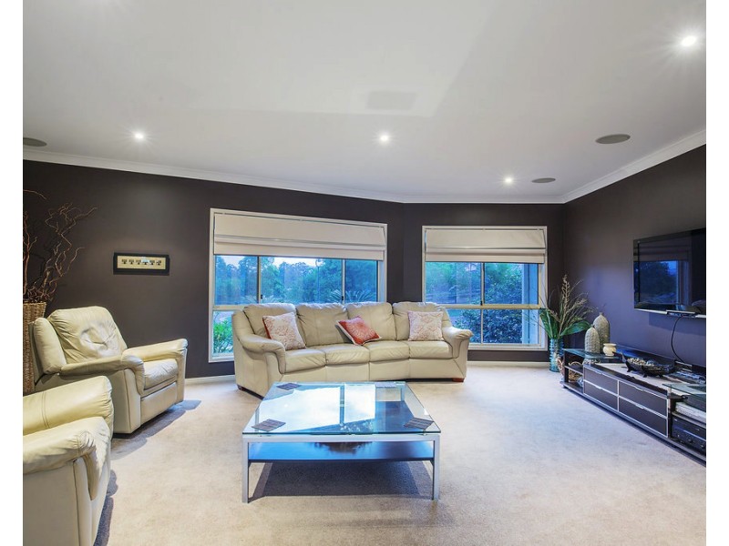 1 Rokeby Court, Nerang QLD 4211