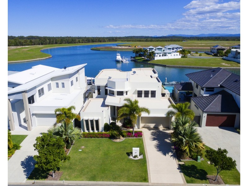 37 Marina Parade, Jacobs Well QLD 4208