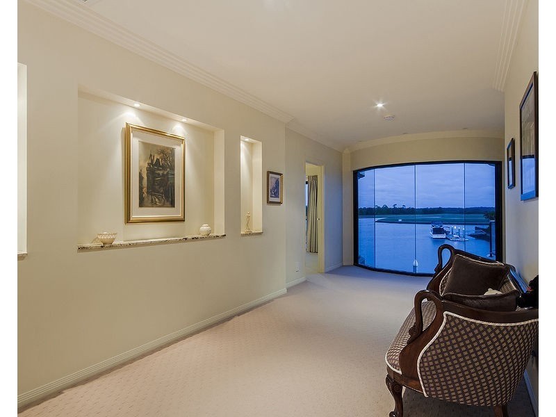 37 Marina Parade, Jacobs Well QLD 4208