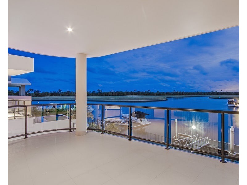 37 Marina Parade, Jacobs Well QLD 4208