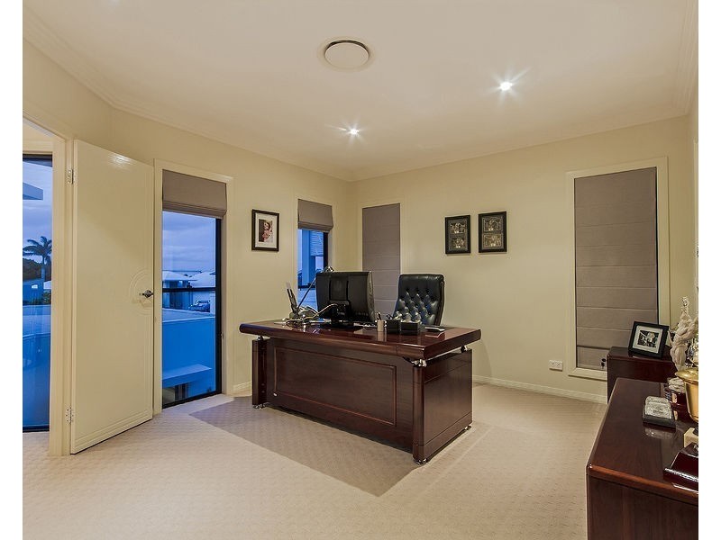 37 Marina Parade, Jacobs Well QLD 4208