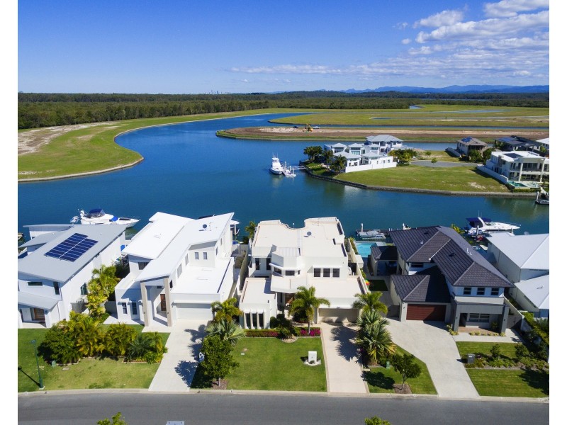 37 Marina Parade, Jacobs Well QLD 4208