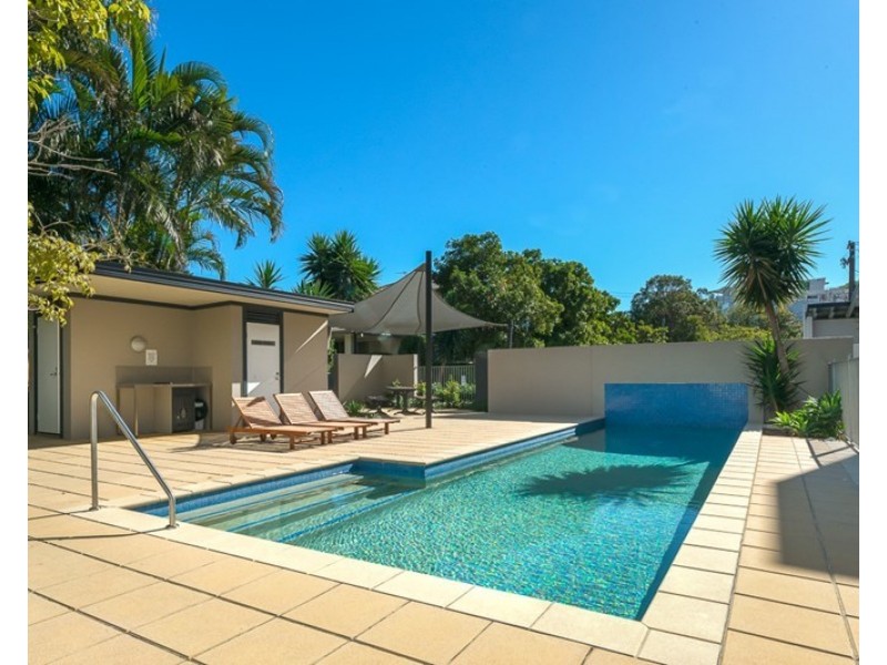 10/12 Bayview Street, Runaway Bay QLD 4216