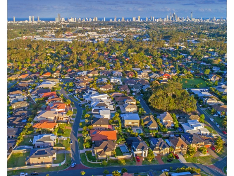 1 Viewridge Way, Molendinar QLD 4214