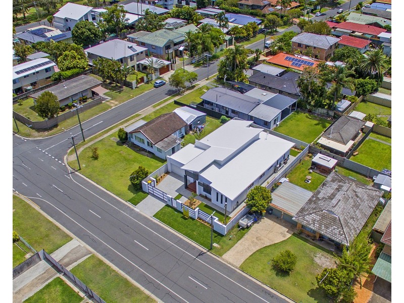 102 Stradbroke Street, Runaway Bay QLD 4216