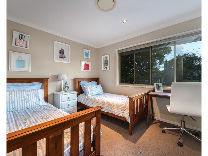 2/11 Cawthray Street, Biggera Waters QLD 4216