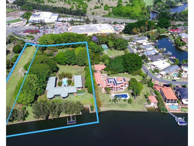 8-16 Riverbend Avenue, Carrara QLD 4211