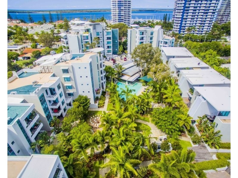 29I/28 Bayview Street, Runaway Bay QLD 4216