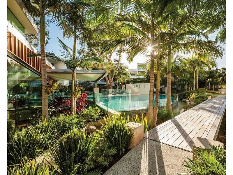 29I/28 Bayview Street, Runaway Bay QLD 4216