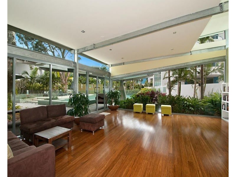 29I/28 Bayview Street, Runaway Bay QLD 4216