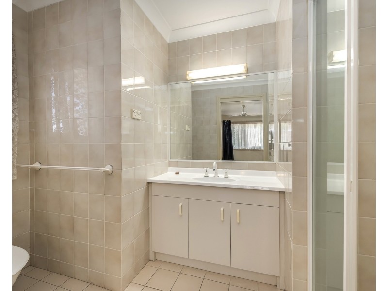 16/348 Oxley Drive, Runaway Bay QLD 4216