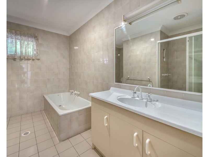 16/348 Oxley Drive, Runaway Bay QLD 4216