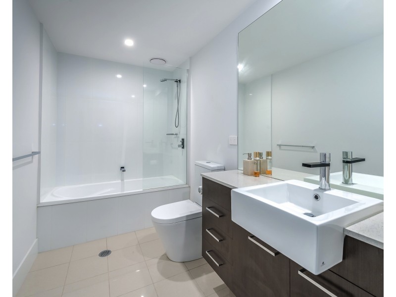 1605/25-31 East Quay Drive, Biggera Waters QLD 4216