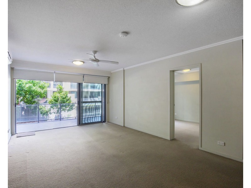 154 Musgrave Avenue, Southport QLD 4215