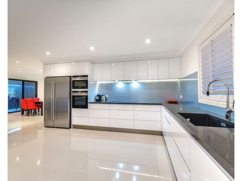 12 Tiwi Street, Bundall QLD 4217