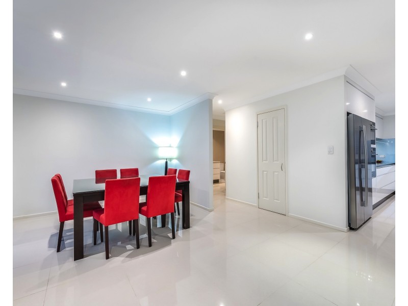 12 Tiwi Street, Bundall QLD 4217