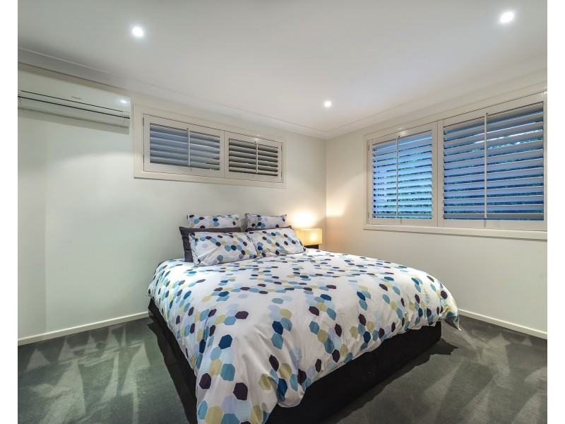 12 Tiwi Street, Bundall QLD 4217