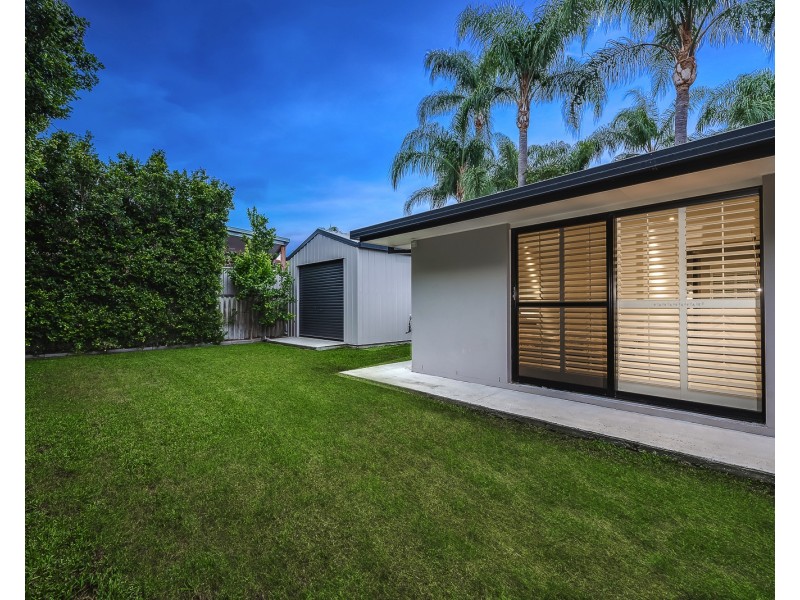 12 Tiwi Street, Bundall QLD 4217