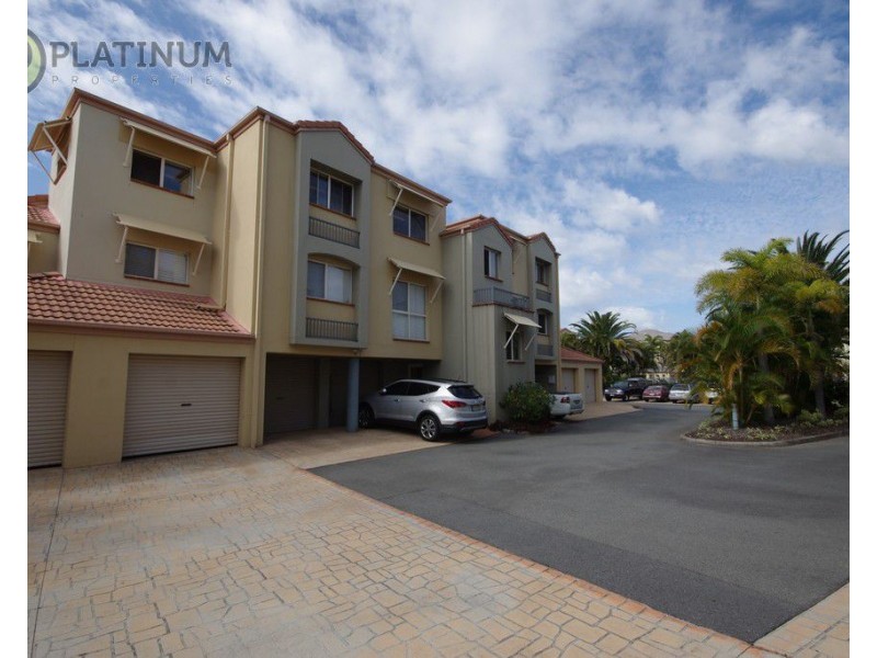 13/82 Limetree Parade, Runaway Bay QLD 4216