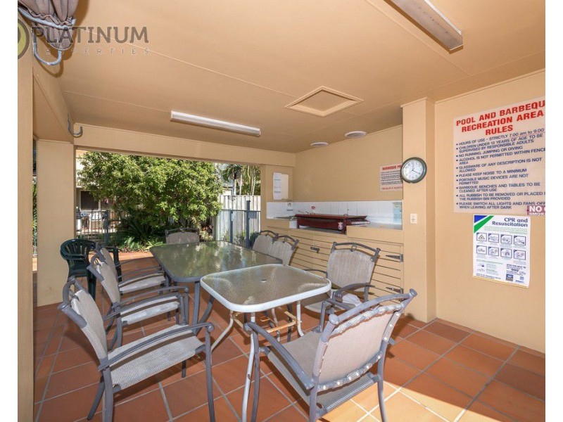 13/82 Limetree Parade, Runaway Bay QLD 4216