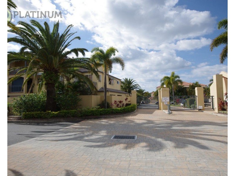 13/82 Limetree Parade, Runaway Bay QLD 4216