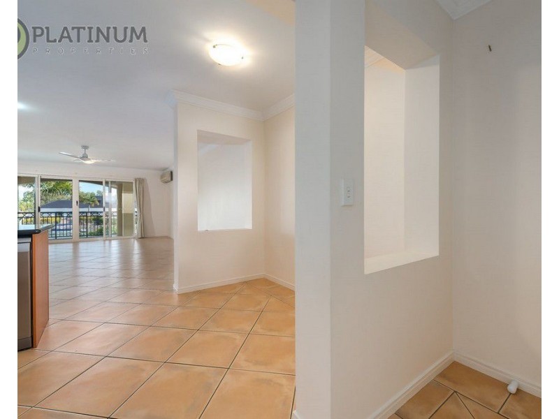 13/82 Limetree Parade, Runaway Bay QLD 4216