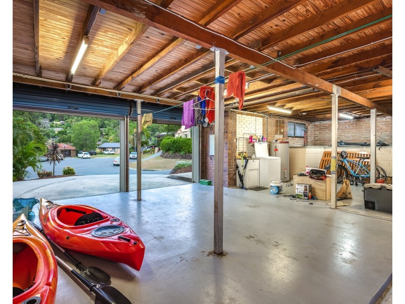 10 Ilford Close, Currumbin Waters QLD 4223